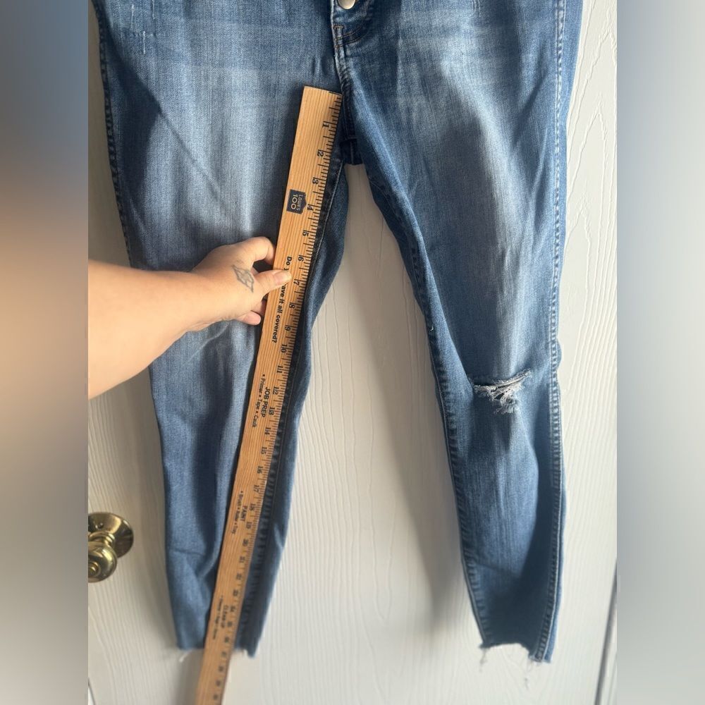 Kut from the‎ Kloth distressed jeans size 10 - Picture 7 of 12